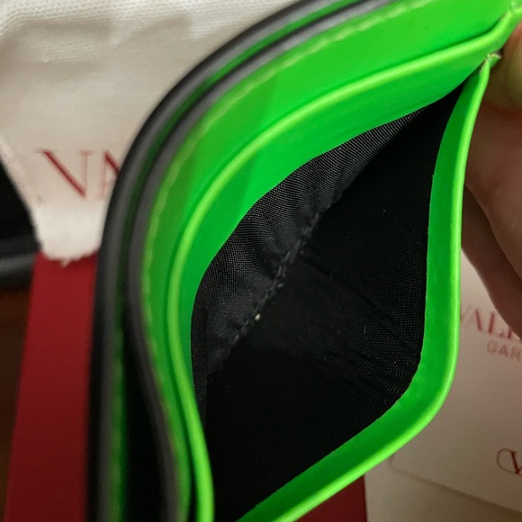 Valentino Garavani VLTN Green Card Case vguc fully inclusive - Picture 14 of 14